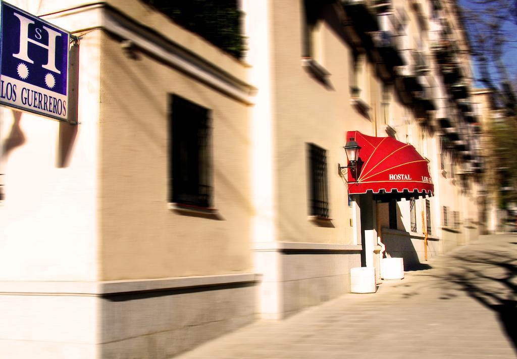 Hostal Los Guerreros Toledo Exteriör bild